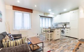 Gran Bilbao VI By Aston Rentals